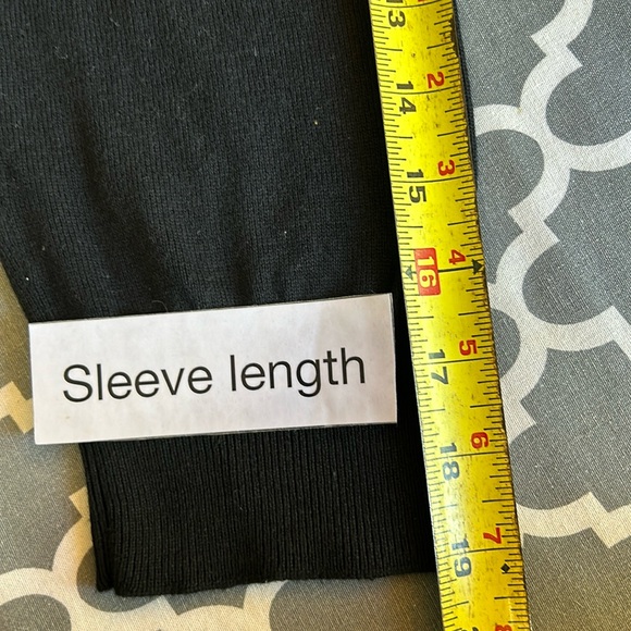 Karl Lagerfeld cardigan w/ pearl like buttons 3/4 sleeves szL - Picture 11 of 14